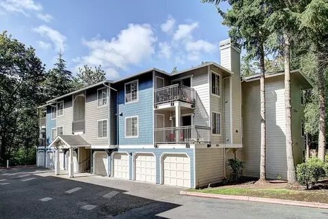 304 118th Ave SE, Bellevue, WA 98005 photo 8