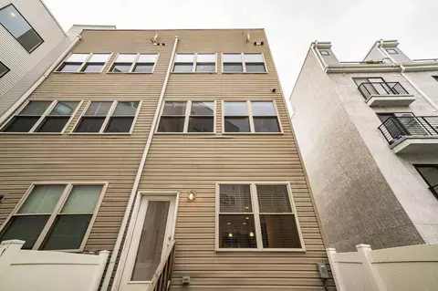 1612 Ogden St, Philadelphia, PA 19130