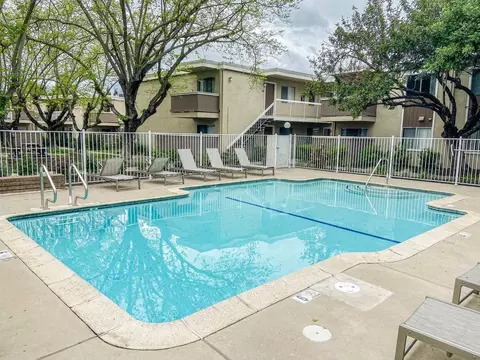 5700 Marconi Ave, Carmichael, CA 95608 photo 2