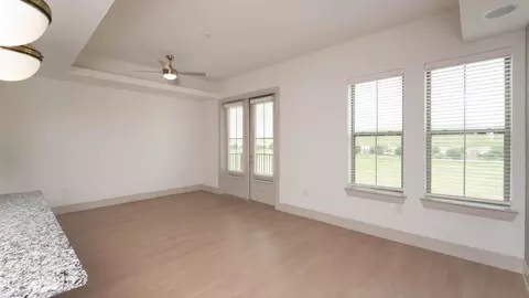 4151 Viridian Village Dr, Arlington, TX 76005 photo 17