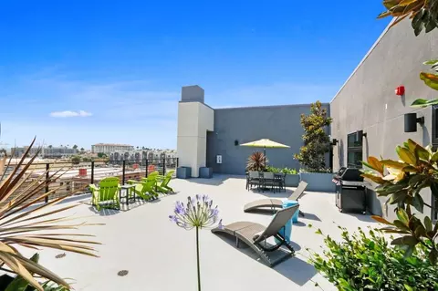 336 W 7th St, Los Angeles, CA 90731 photo 34