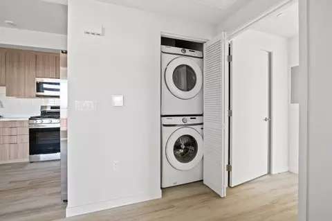 336 W 7th St, Los Angeles, CA 90731 photo 11