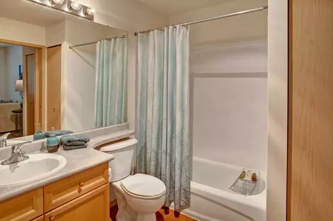 12121 Admiralty Way, Everett, WA 98204 photo 9