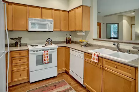 12121 Admiralty Way, Everett, WA 98204 photo 7