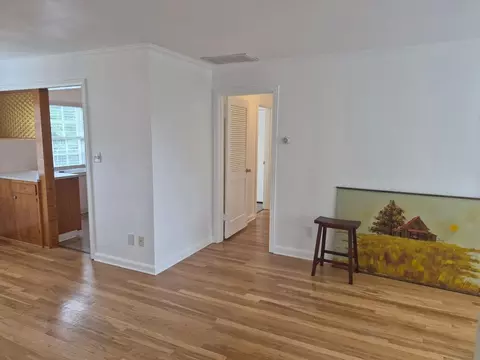 7905 SW Cedar St, Raleigh Hills, OR 97225