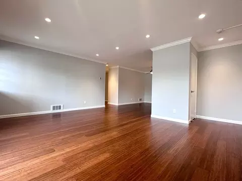 2645 California St, Mountain View, CA 94040