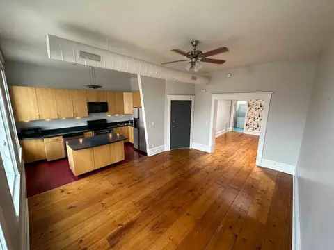 305 Main St, Cedar Falls, IA 50613