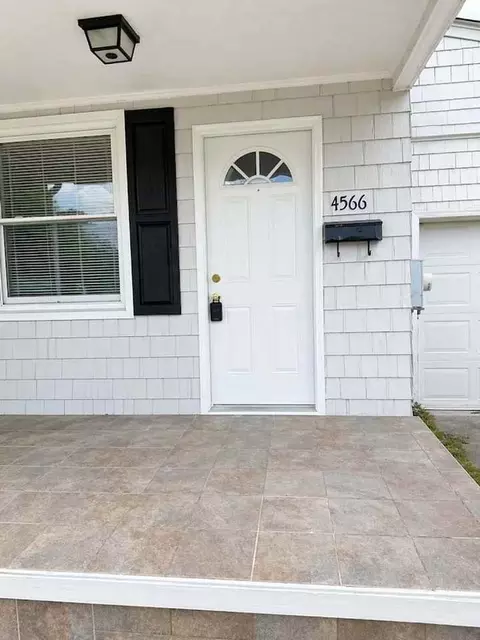 4566 Hampshire Ave, Norfolk, VA 23513