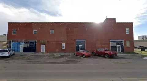 300 1st Ave NE, Watertown, SD 57201