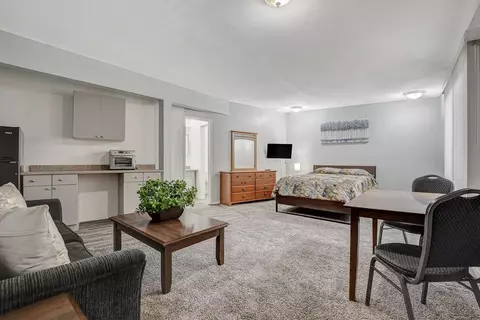 4505 Paradise Rd, Paradise, NV 89169