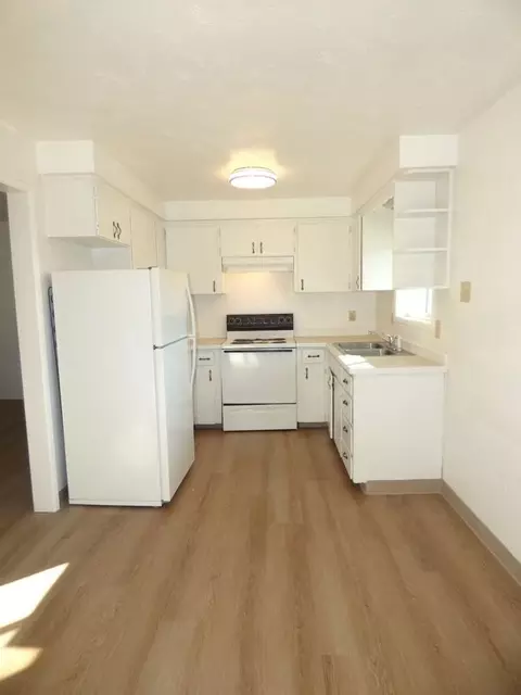 721 Hawthorne Ave NE, Salem, OR 97301
