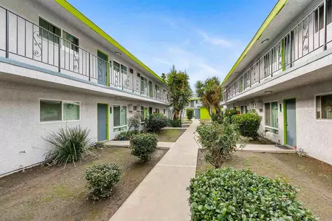 5565 Ackerfield Ave, Long Beach, CA 90805 photo 29