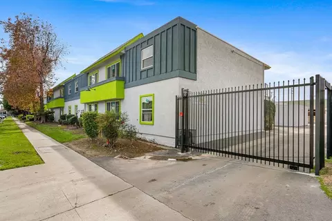 5565 Ackerfield Ave, Long Beach, CA 90805 photo 32