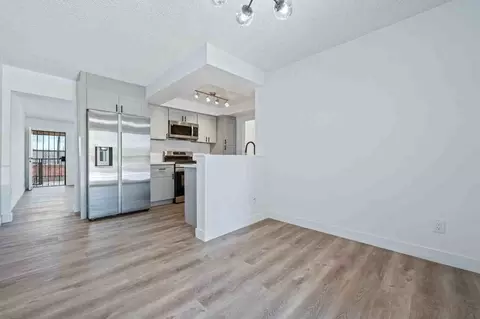 5565 Ackerfield Ave, Long Beach, CA 90805 photo 4