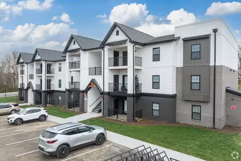 5141 Commerce Crossings Dr, Louisville, KY 40229