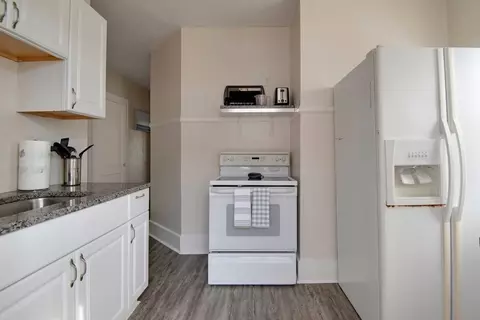 136 17th Ave SE, Saint Petersburg, FL 33701