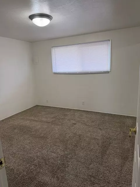 1813 M St, Springfield, OR 97477 photo 12