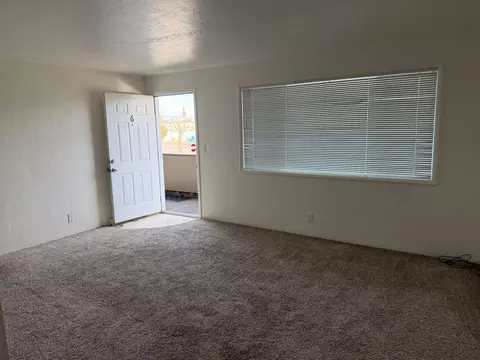1813 M St, Springfield, OR 97477 photo 3