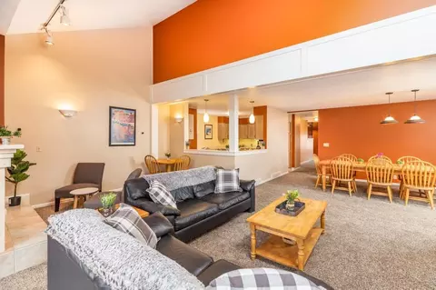 7430 S Wasatch Blvd, Cottonwood Heights, UT 84121