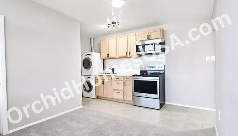 2601 E Greenway Rd, Phoenix, AZ 85032