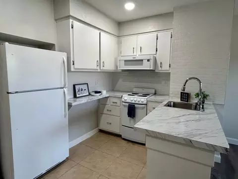 1030 E Fort King St, Ocala, FL 34471