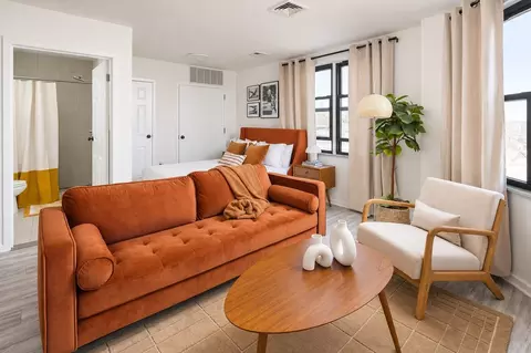 200 E 11th St, New York, NY 10003