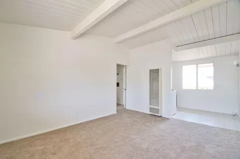 2504 Aviation Blvd, Redondo Beach, CA 90278