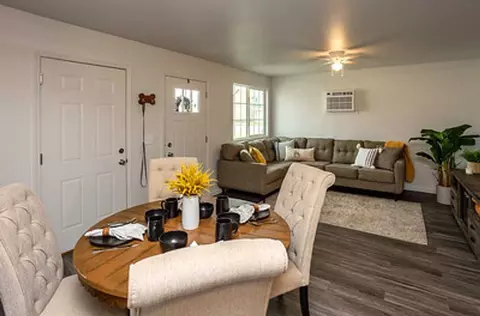 5756 Basswood Ln, Pleasant Hill, IA 50327