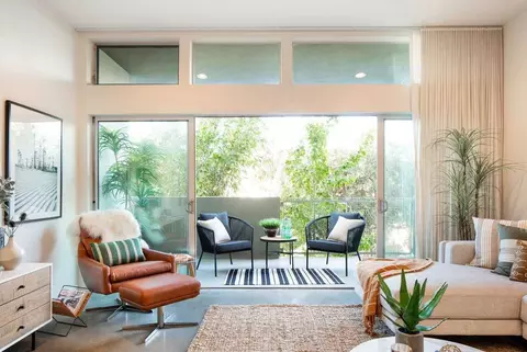 10000 Regent St, Los Angeles, CA 90034