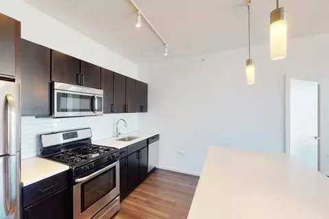 5105 S Harper Ave, Chicago, IL 60615