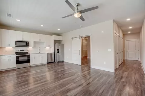 2541 Landmark Dr, Raleigh, NC 27607 photo 11