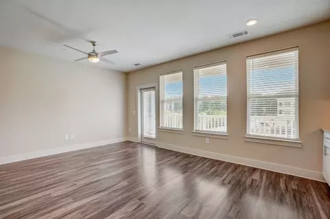 2541 Landmark Dr, Raleigh, NC 27607 photo 15