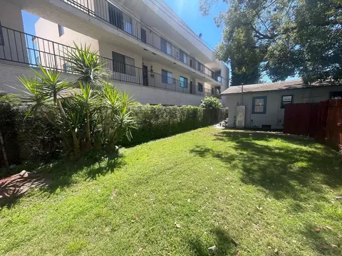 204 N Cedar St, Glendale, CA 91206
