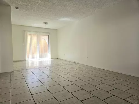 1477 N G St, San Bernardino, CA 92405