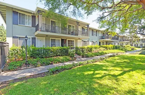 15610 Tustin Village Way, Tustin, CA 92780