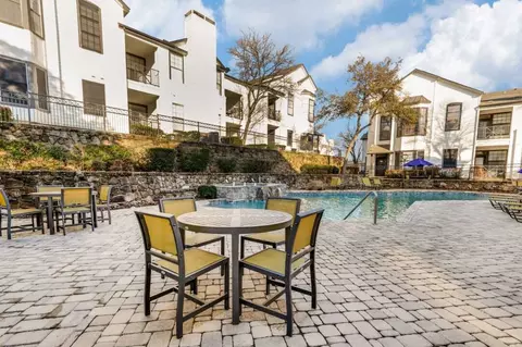 621 Cowboys Pkwy, Irving, TX 75063 photo 3