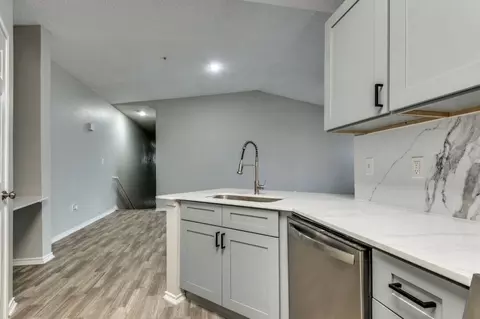 621 Cowboys Pkwy, Irving, TX 75063 photo 17