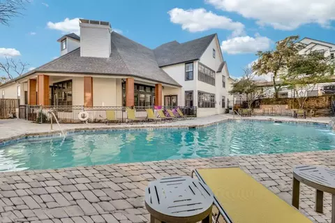 621 Cowboys Pkwy, Irving, TX 75063 photo 4