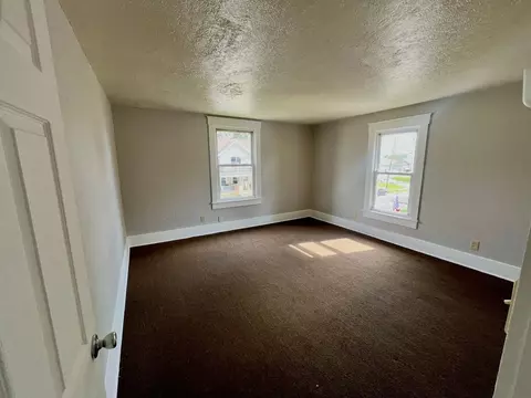 427 Smith Ave NW, Canton, OH 44708