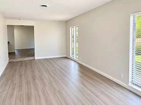 5926 Hilltop Dr, Carmichael, CA 95608