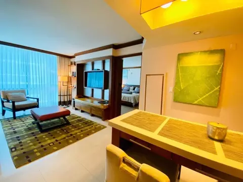 6801 Collins Ave, Miami Beach, FL 33141