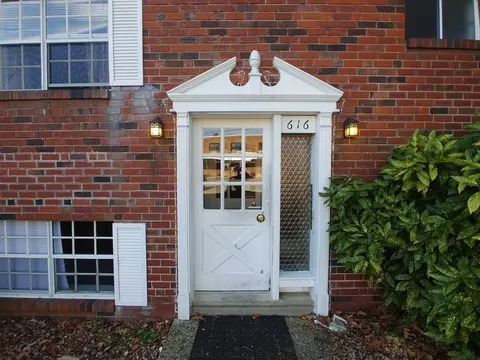 616 Unruh Ave, Philadelphia, PA 19111
