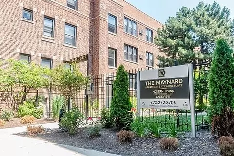 N Elaine Pl, Chicago, IL 60657