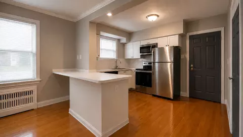 807 Westwood Dr, Clayton, MO 63105