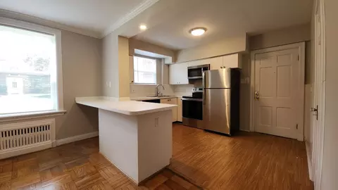 807 Westwood Dr, Clayton, MO 63105