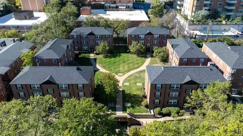 803 Westwood Dr, Clayton, MO 63105