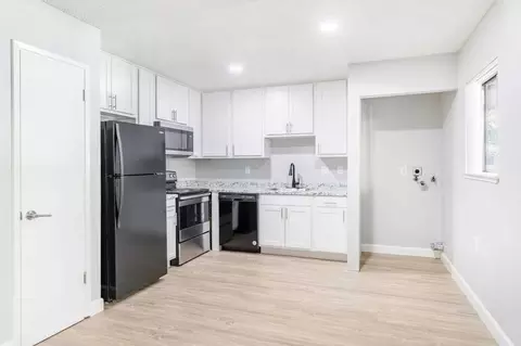 175 E Grove St, Reno, NV 89502