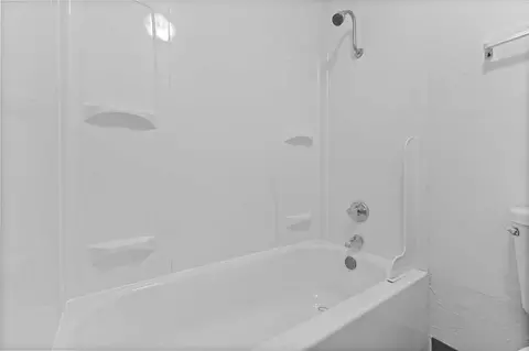16047 E Burnside St, Portland, OR 97233 photo 28