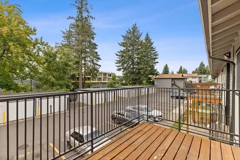16047 E Burnside St, Portland, OR 97233 photo 23