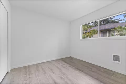 16047 E Burnside St, Portland, OR 97233 photo 18